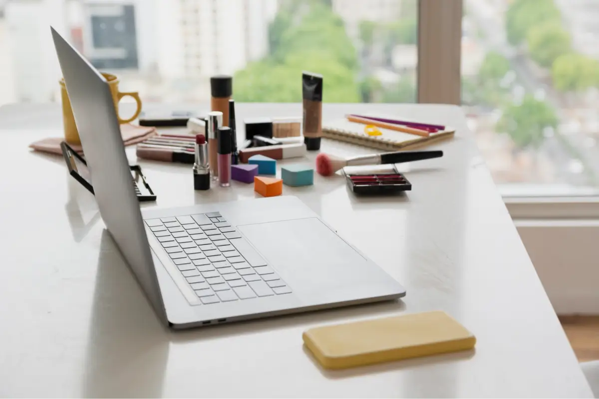 Cosmetics Finances Solutions